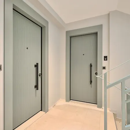 Daire Bsy Flats Well Decorated Modern With 2br, 3br Options İstanbul
