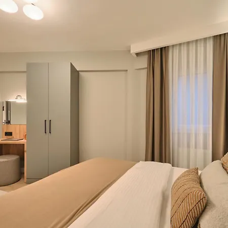 Bsy Flats Well Decorated Modern With 2br, 3br Options Daire *
