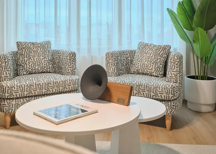 Bsy Flats Well Decorated Modern With 2br, 3br Options 公寓 *