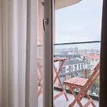 Bsy Flats Well Decorated Modern With 2br, 3br Options Appartement Istambul