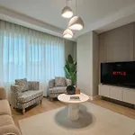 Bsy Flats Well Decorated Modern With 2br, 3br Options Istambul