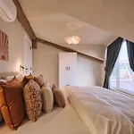 Bsy Flats Well Decorated Modern With 2br, 3br Options