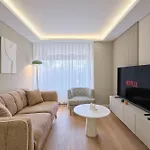 Bsy Flats Well Decorated Modern With 2br, 3br Options * Istambul