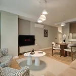 Appartement Bsy Flats Well Decorated Modern With 2br, 3br Options Istambul