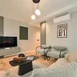 Bsy Flats Well Decorated Modern With 2br, 3br Options Appartement Istambul