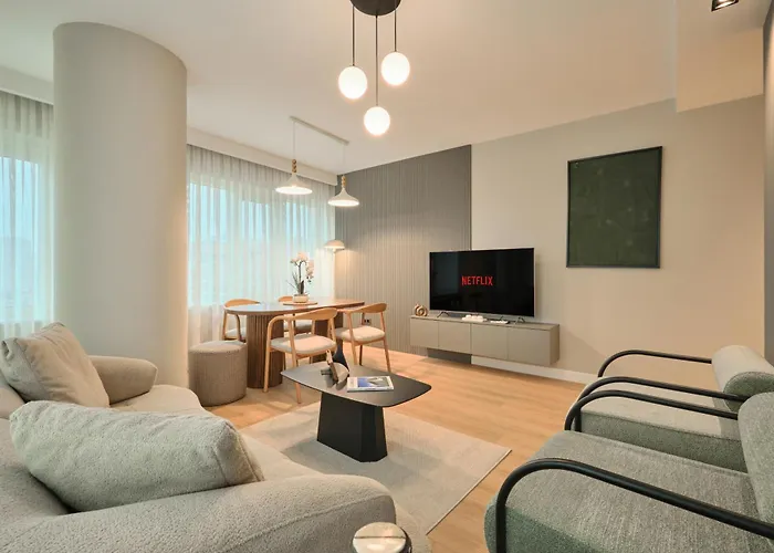 Apartamento Bsy Flats Well Decorated Modern With 2br, 3br Options *