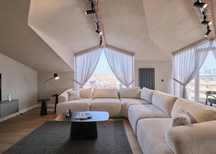 Bsy Flats Well Decorated Modern With 2br, 3br Options