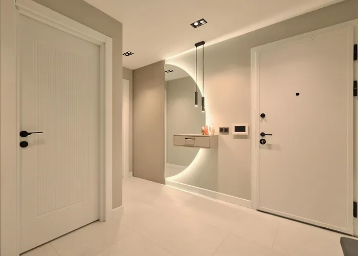 Apartment Bsy Flats Well Decorated Modern With 2br, 3br Options