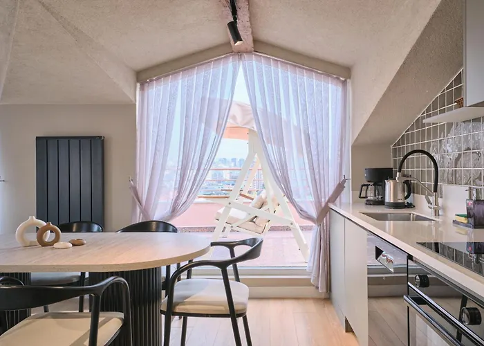 Bsy Flats Well Decorated Modern With 2br, 3br Options اسطنبول