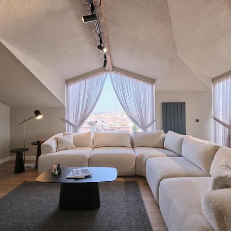 Bsy Flats Well Decorated Modern With 2br, 3br Options