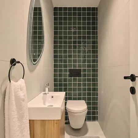 Bsy Flats Well Decorated Modern With 2br, 3br Options * Istanbul